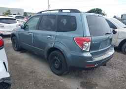 2010 SUBARU FORESTER 2.5 X LIMITED PACKAGE