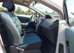 2007 TOYOTA YARIS LE