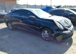 2013 HYUNDAI SONATA GL