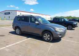 2010 MITSUBISHI OUTLANDER XLS