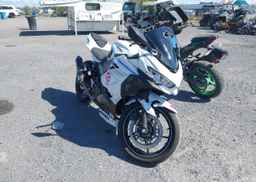 2023 KAWASAKI EX400