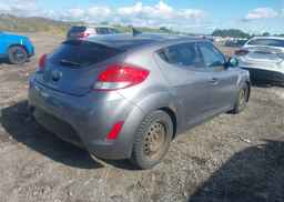 2013 HYUNDAI VELOSTER