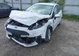 2015 FORD FIESTA SE