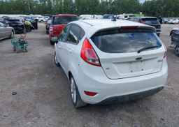 2015 FORD FIESTA SE
