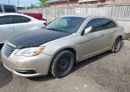 2014 CHRYSLER 200 LX