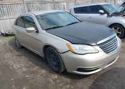 2014 CHRYSLER 200 LX