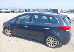 2015 KIA RONDO