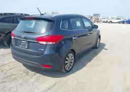 2015 KIA RONDO