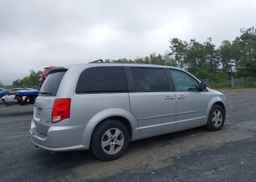 2011 DODGE GRAND CARAVAN SE
