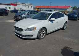 2014 VOLVO S60 T5
