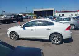 2014 VOLVO S60 T5