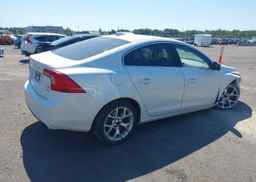 2014 VOLVO S60 T5