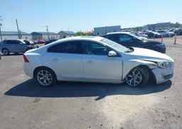 2014 VOLVO S60 T5