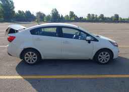 2015 KIA RIO