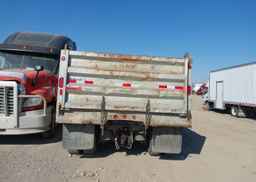 1999 FREIGHTLINER CONVENTIONAL FLD120