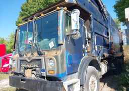 2012 MACK 600 MRU600