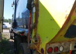 2012 MACK 600 MRU600