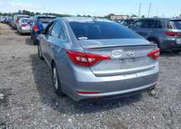 2017 HYUNDAI SONATA GLS