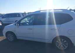 2011 KIA RONDO EX
