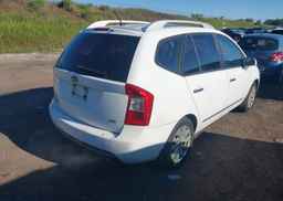 2011 KIA RONDO EX