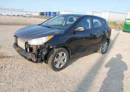 2011 HYUNDAI TUCSON