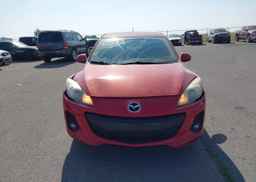 2013 MAZDA MAZDA3 GS-SKY