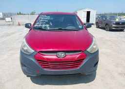 2015 HYUNDAI TUCSON GL