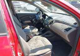 2015 HYUNDAI TUCSON GL