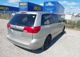 2005 TOYOTA SIENNA CE