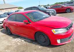2013 VOLKSWAGEN JETTA GLI