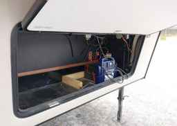 2014 WINNEBAGO MINNIE PLUS 5TH WHEEL TRAILER