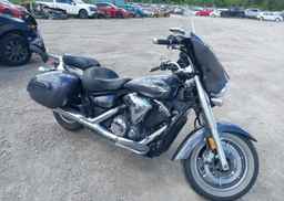 2014 YAMAHA XVS1300 CT