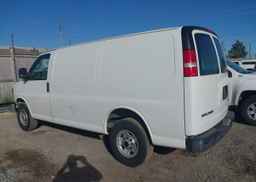 2017 GMC SAVANA G2500