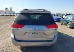 2012 TOYOTA SIENNA LE