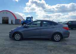 2016 HYUNDAI ACCENT LE