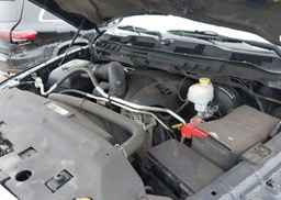 2013 RAM 1500 SLT