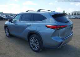 2021 TOYOTA HIGHLANDER HYBRID PLATINUM