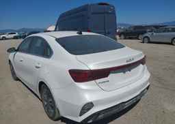 2023 KIA FORTE EX