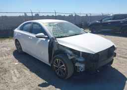 2023 KIA FORTE EX