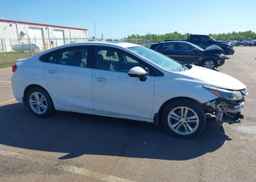 2017 CHEVROLET CRUZE LT