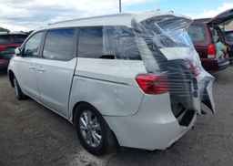 2020 KIA SEDONA LX