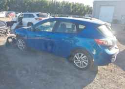 2013 MAZDA MAZDA3 GX