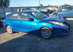 2013 MAZDA MAZDA3 GX