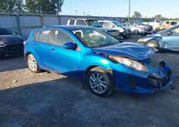 2013 MAZDA MAZDA3 GX