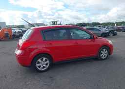 2010 NISSAN VERSA