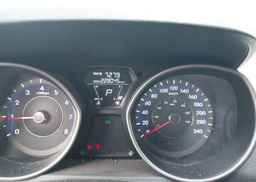 2013 HYUNDAI ELANTRA GL