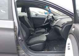 2013 HYUNDAI ACCENT GL