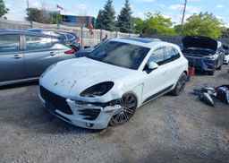 2015 PORSCHE MACAN