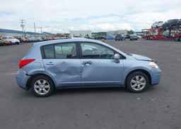 2011 NISSAN VERSA 1.8SL