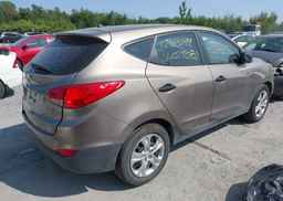 2010 HYUNDAI TUCSON GL